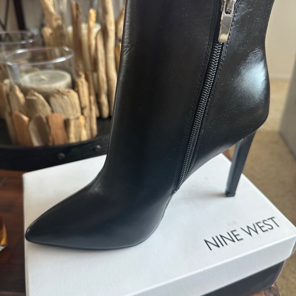 Dress Booties - Picture 4 of 7